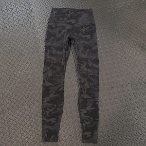 Camo Align Leggings 25”